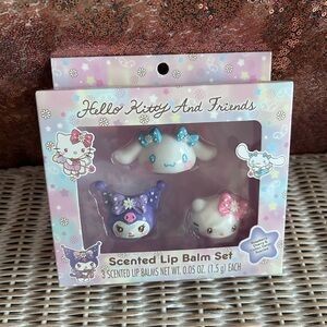 Hello Kitty Lip Set